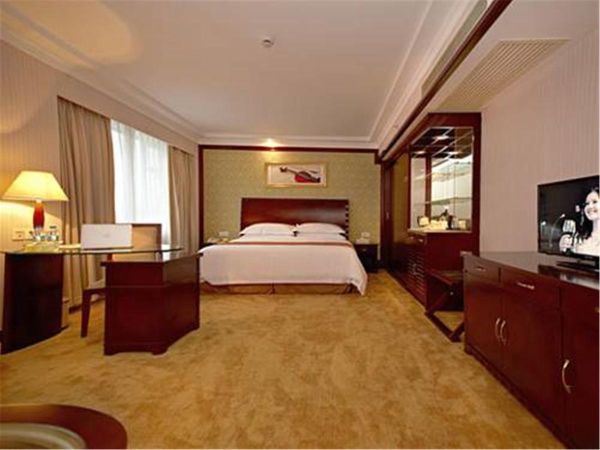 Vienna International Hotel Shanghai Train Station Экстерьер фото