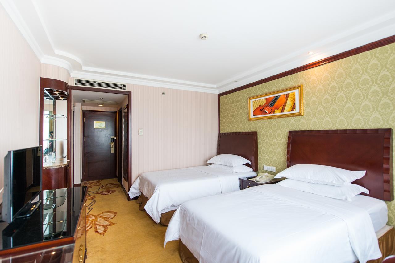 Vienna International Hotel Shanghai Train Station Экстерьер фото